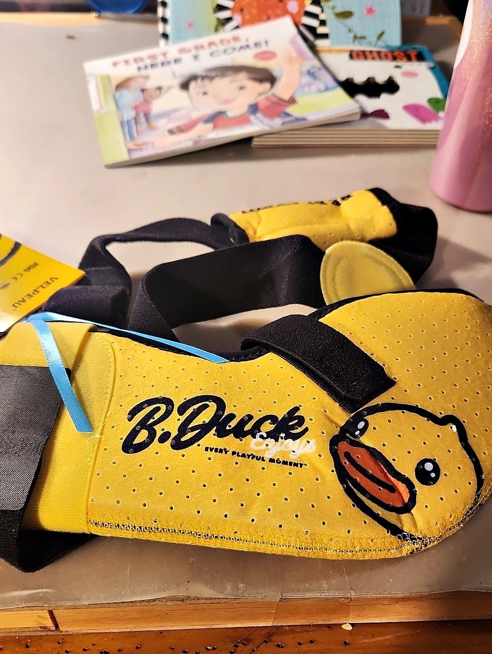 VELPEAU B.Duck Arm Sling Yellow Black Arm Sling NWT-model Vp0309-k2 2xs